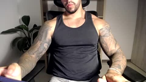 Logan Wolfp online show from May 10, 2:51 am