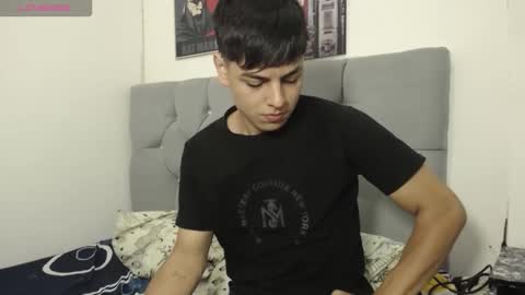 loganjhonson19 online show from January 14, 3:03 am