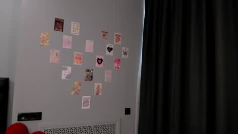 am i Lucy online show from March 25, 8:10 am