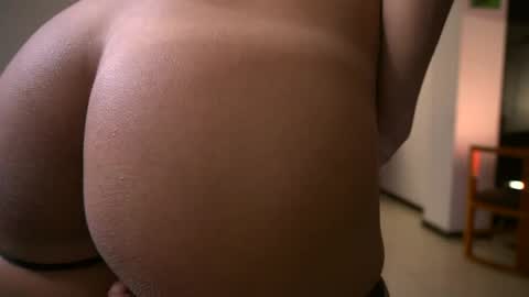 mara online show from April 16, 9:39 pm