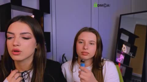 Snapshot of lola_swon chatting on September 29, 7:13 pm Lola online show from September 29, 7:13 pm