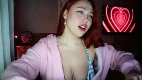 LolaaMint  online show from April 15, 12:30 pm