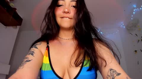  Lola Berry  online show from December 5, 1:44 pm