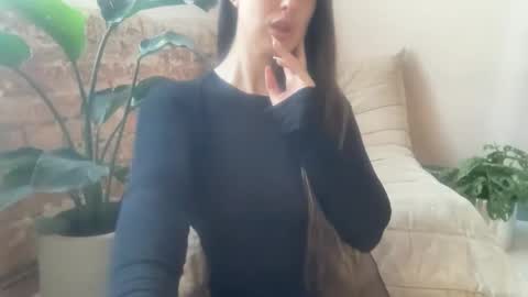 Snapshot of loladom chatting on September 15, 7:54 am Frt Pr1ncess online show from September 15, 7:54 am
