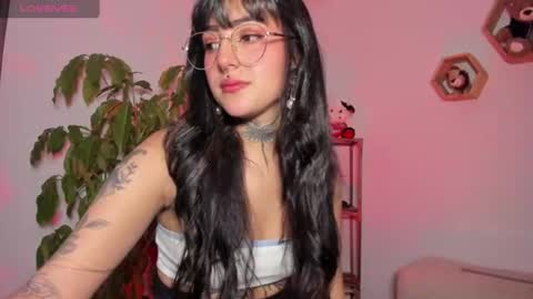 Lola online show from July 16, 10:55 pm