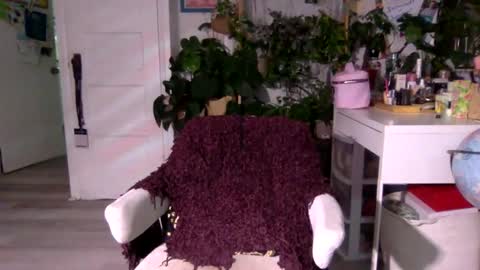 Lola Lustful online show from February 9, 1:00 am