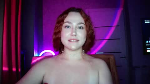 Lola online show from October 8, 1:17 pm