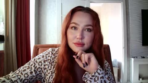 Lola online show from October 7, 9:38 am