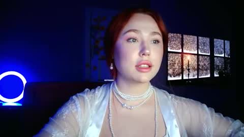 Lola online show from November 1, 12:37 pm