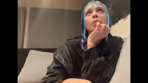 lole online show from November 9, 6:06 am