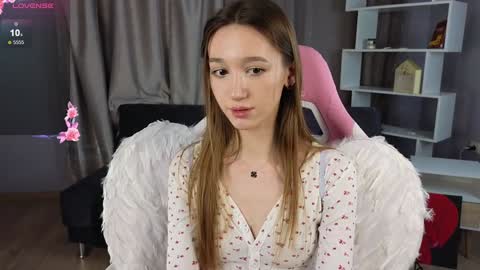 Snapshot of lolly_monica chatting on January 23, 5:21 pm Monica online show from January 23, 5:21 pm