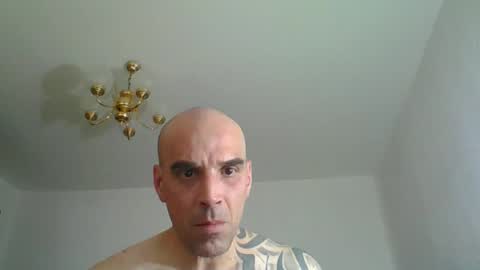 lolotatto online show from April 1, 5:10 pm