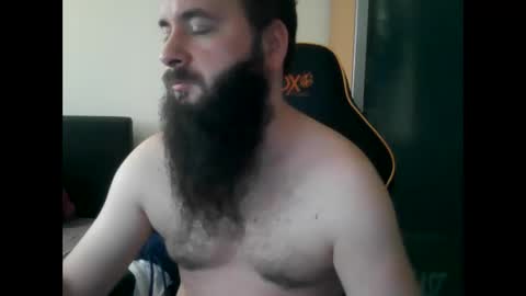 london_man1988 online show from February 22, 10:51 am