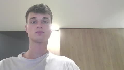 london_tomy online show from October 4, 1:14 am