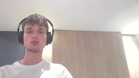 london_tomy online show from September 13, 4:37 am