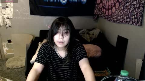 Snapshot of londonray chatting on October 15, 8:48 am londonray online show from October 15, 8:48 am