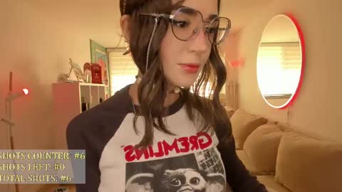 SABRINA online show from March 8, 7:53 pm