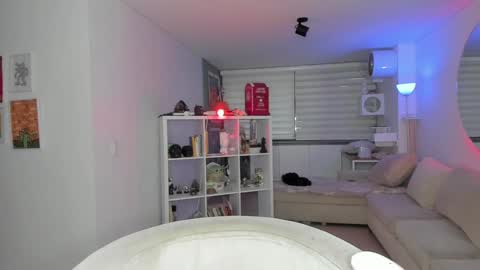 SABRINA online show from January 10, 11:08 pm