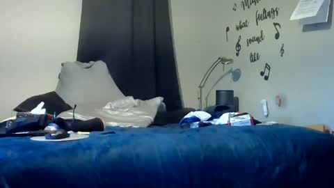 lonelydick2222 online show from July 6, 10:23 am