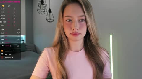 Eva online show from March 25, 3:19 pm