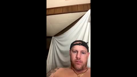 Snapshot of longstrokin8869 chatting on February 27, 5:51 am Bradsobad88 online show from February 27, 5:51 am