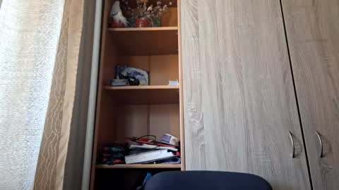 Kelly u can call Kelik online show from February 14, 9:56 am