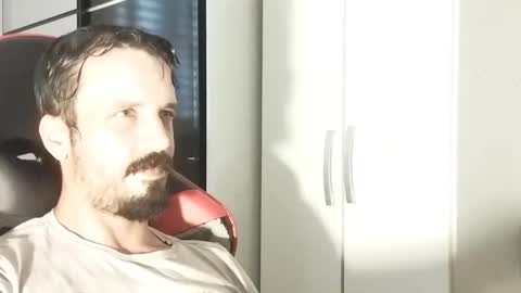 Lucas online show from February 11, 12:58 pm