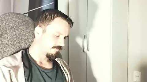 Lucas online show from November 4, 1:34 pm