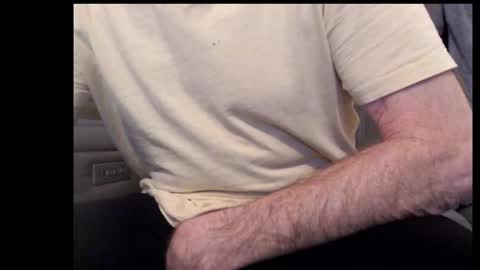 looking469 online show from November 25, 6:18 pm