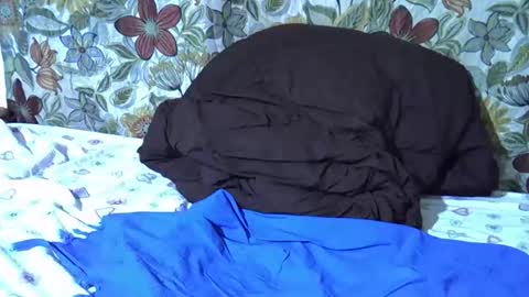 lora_amor online show from January 8, 6:36 pm