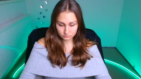 Snapshot of lora_kisses chatting on October 9, 11:26 am Lora online show from October 9, 11:26 am