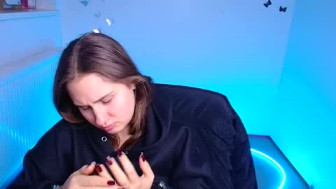 Snapshot of lora_kisses chatting on October 10, 11:38 am Lora online show from October 10, 11:38 am