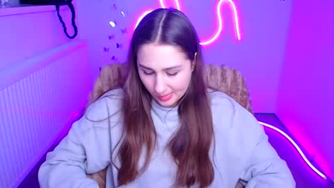 Lora online show from February 17, 12:15 pm