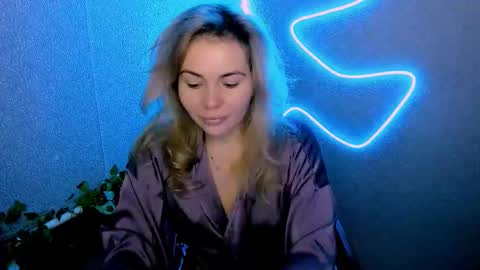 Lora online show from December 23, 3:13 am