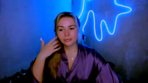 Lora online show from March 17, 2:38 am