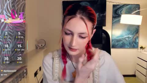 Snapshot of loradimmick chatting on October 5, 12:24 pm Lora online show from October 5, 12:24 pm