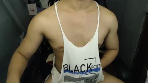 Snapshot of lord_of_cum69 chatting on February 27, 3:26 pm Macky online show from February 27, 3:26 pm
