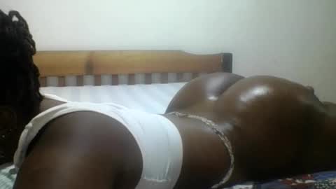 Snapshot of loreencutie chatting on September 12, 9:28 pm loreen online show from September 12, 9:28 pm