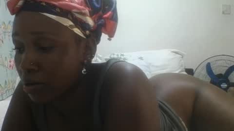 Snapshot of loreencutie chatting on October 14, 6:55 pm loreen online show from October 14, 6:55 pm