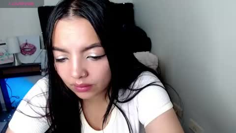 Loren online show from August 9, 1:05 pm