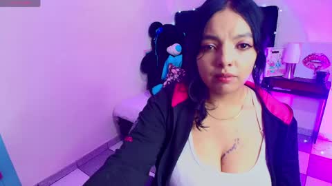 Loren online show from May 4, 10:38 pm