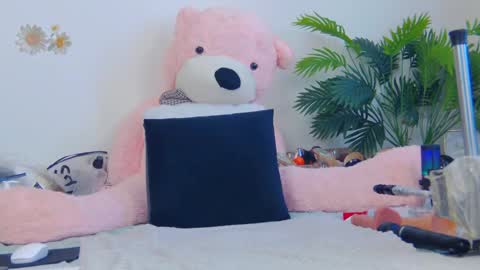 Snapshot of lorena422 chatting on March 5, 9:38 am Hi Im Lorena an independent model Im waiting for you for any craziness you dream of... online show from March 5, 9:38 am