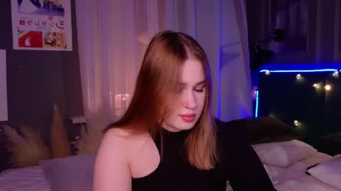 Lori online show from March 9, 7:05 pm