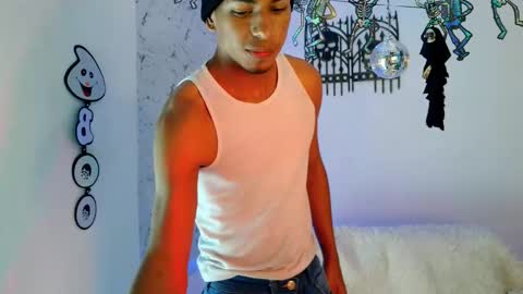 Lorian Vikel  online show from October 18, 10:14 pm