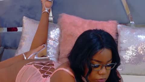 lorraine_johnson online show from May 12, 6:28 pm
