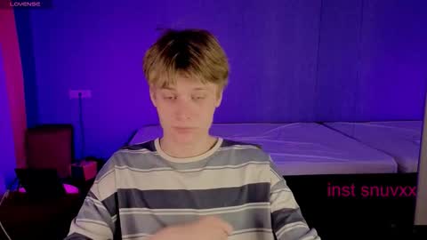 louie_evans online show from October 10, 3:51 pm