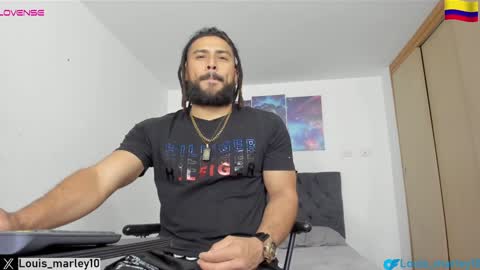 louis_marley_ online show from February 4, 1:02 am