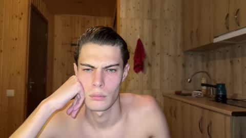 Mark online show from December 2, 6:39 pm