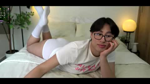 Louis online show from March 10, 12:42 pm