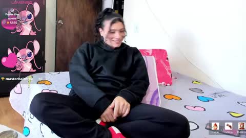 Mi lu online show from April 14, 2:09 pm